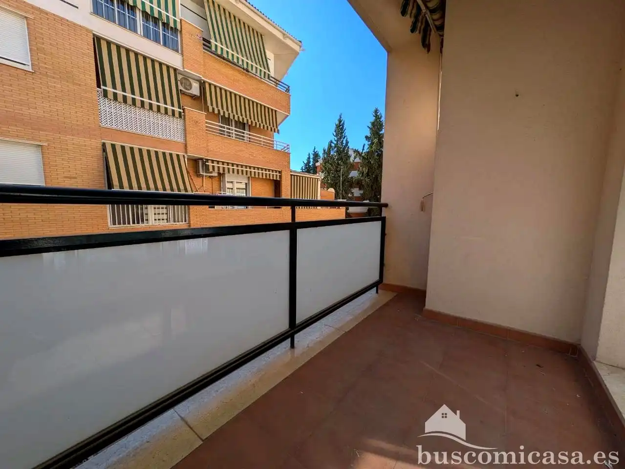 Piso de 70 m² en Linares