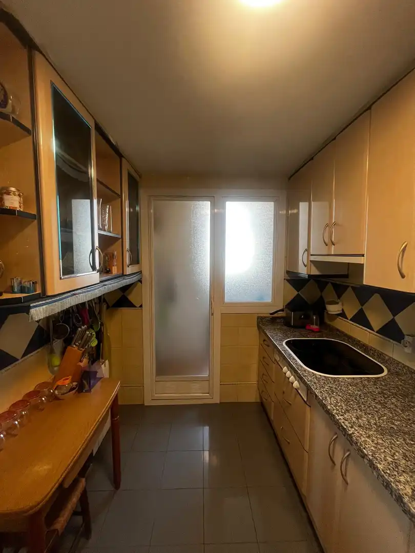 Piso de 82 m² en Granada