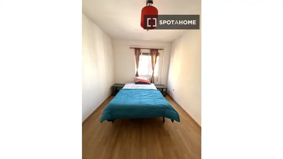 Habitación 75 m², Zaragoza