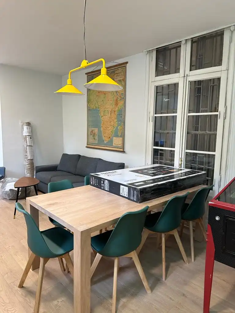Habitación 200 m², Lérida