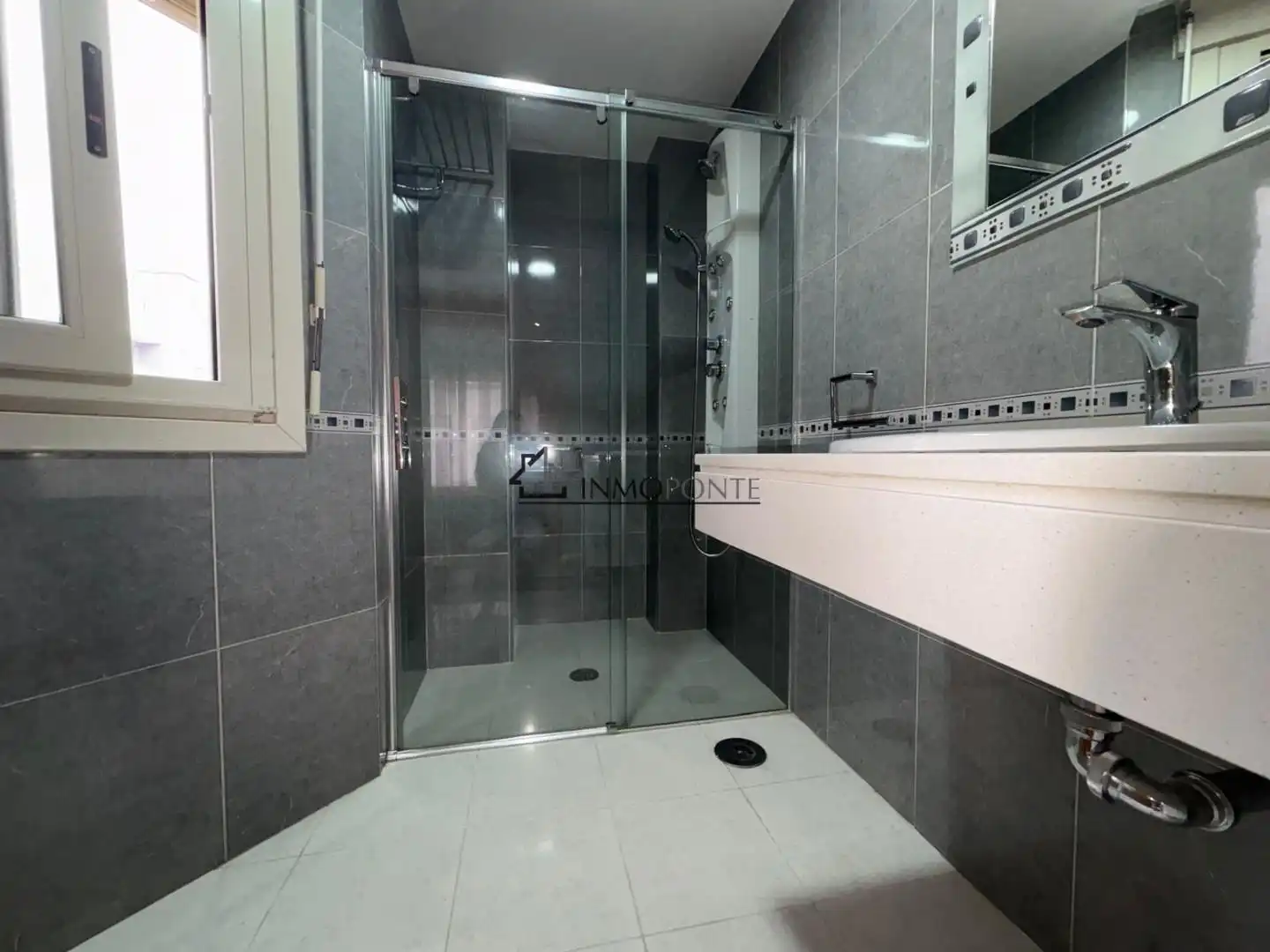 Piso de 116 m² en Pontevedra