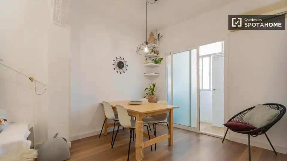 Habitación 75 m², Valencia