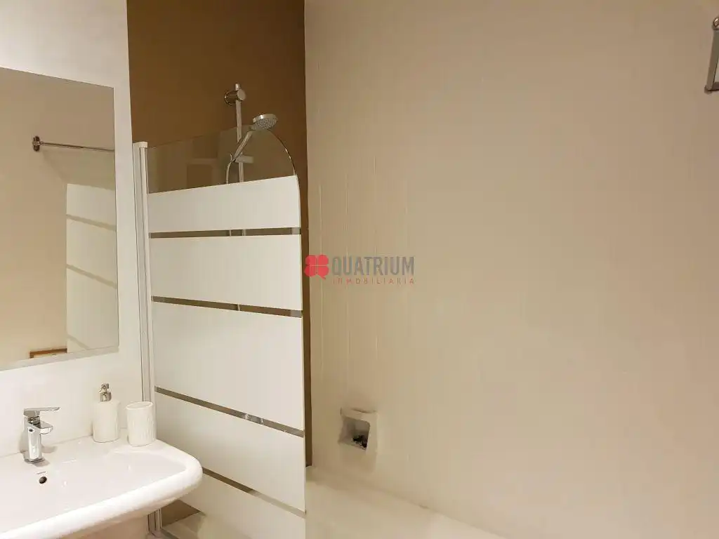 Wohnung 112 m² in Santiago de Compostela