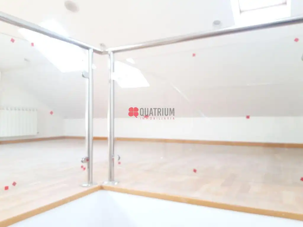 Appartamento 250 m² a Santiago de Compostela