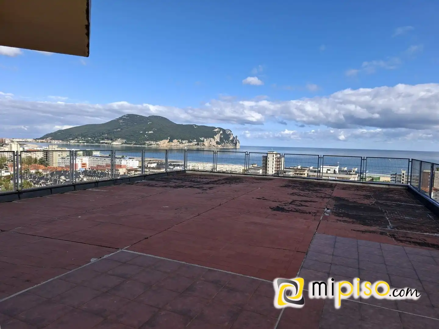 Wohnung 58 m² in Laredo