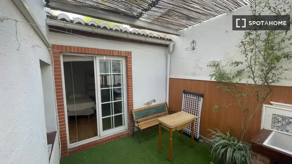 Habitación 109 m², Granada