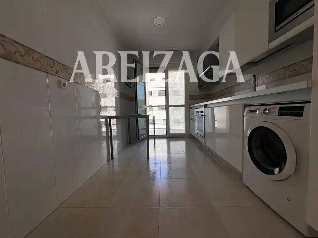 Pis de 104 m² a Sant Sebastià