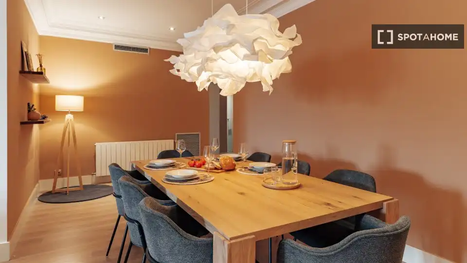 Habitación 208 m², Barcelona