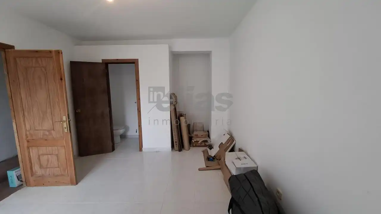 Piso de 145 m² en Vimianzo
