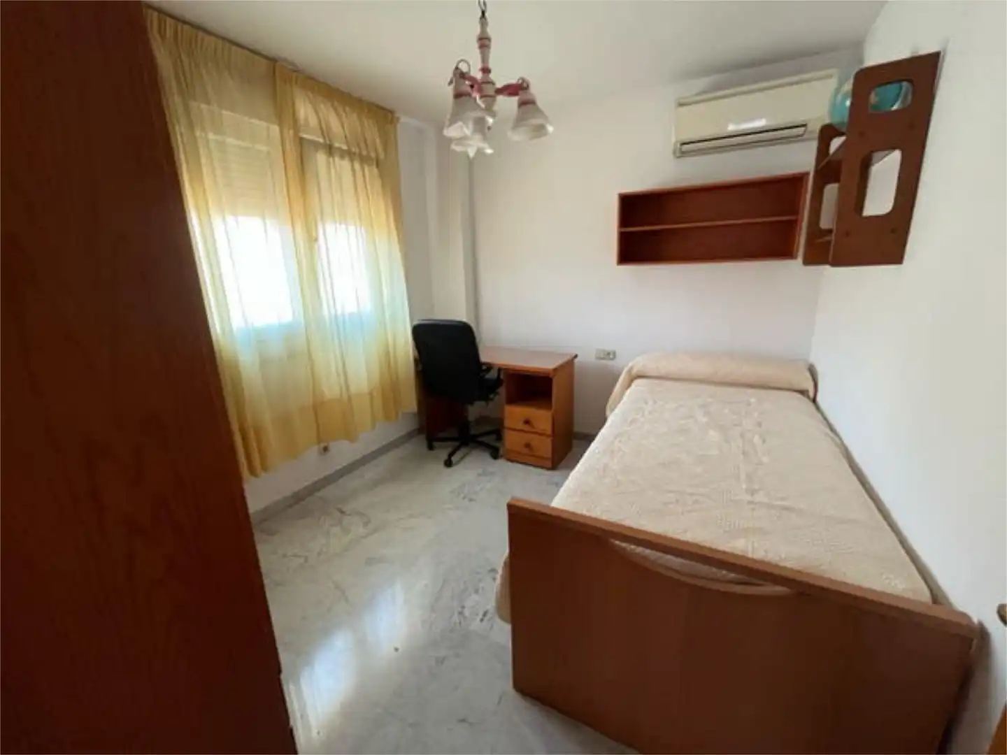 Piso de 100 m² en Almería