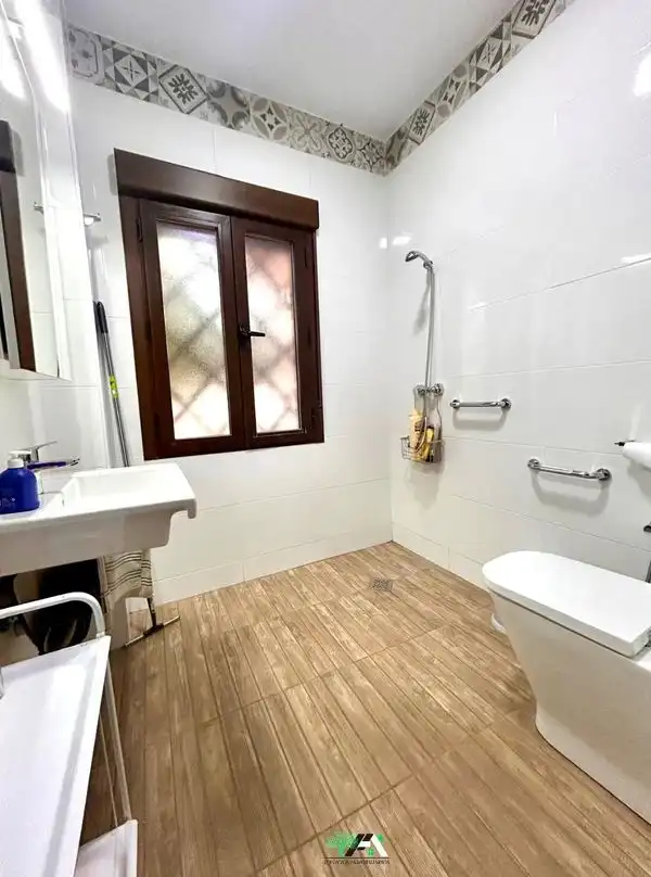 Piso de 206 m² en Baeza