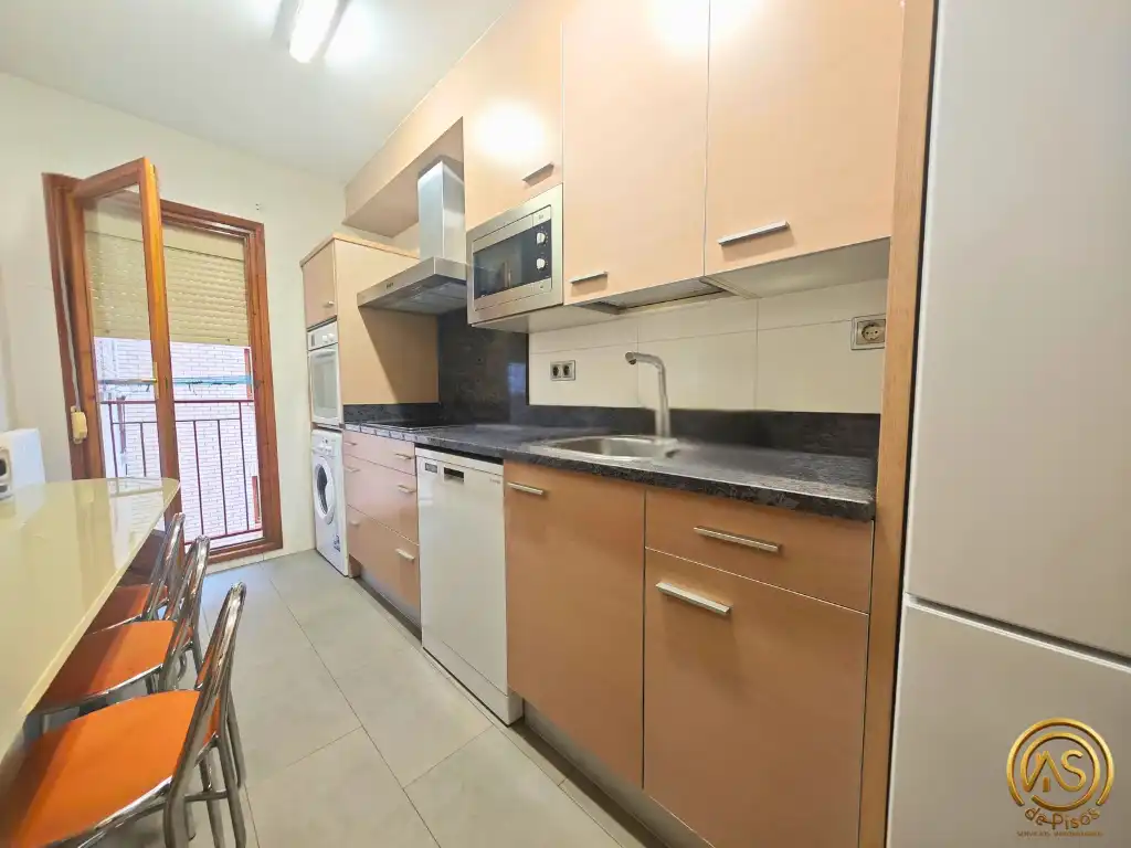 Piso de 93 m² en Zaragoza