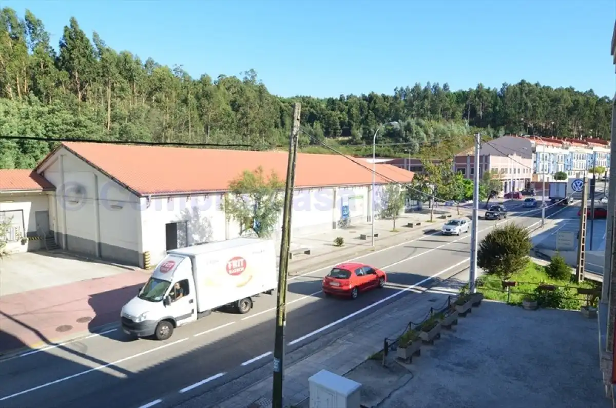 Piso de 90 m² en Boiro