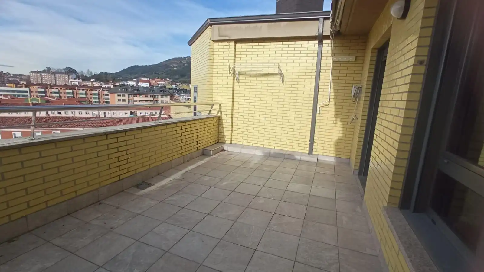 Piso de 93 m² en Oviedo