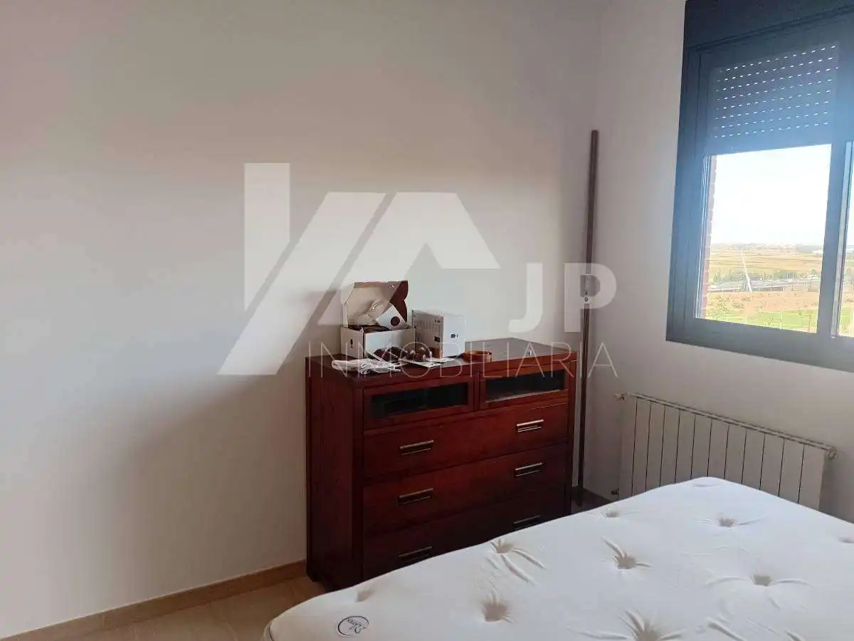 Piso de 120 m² en Granada
