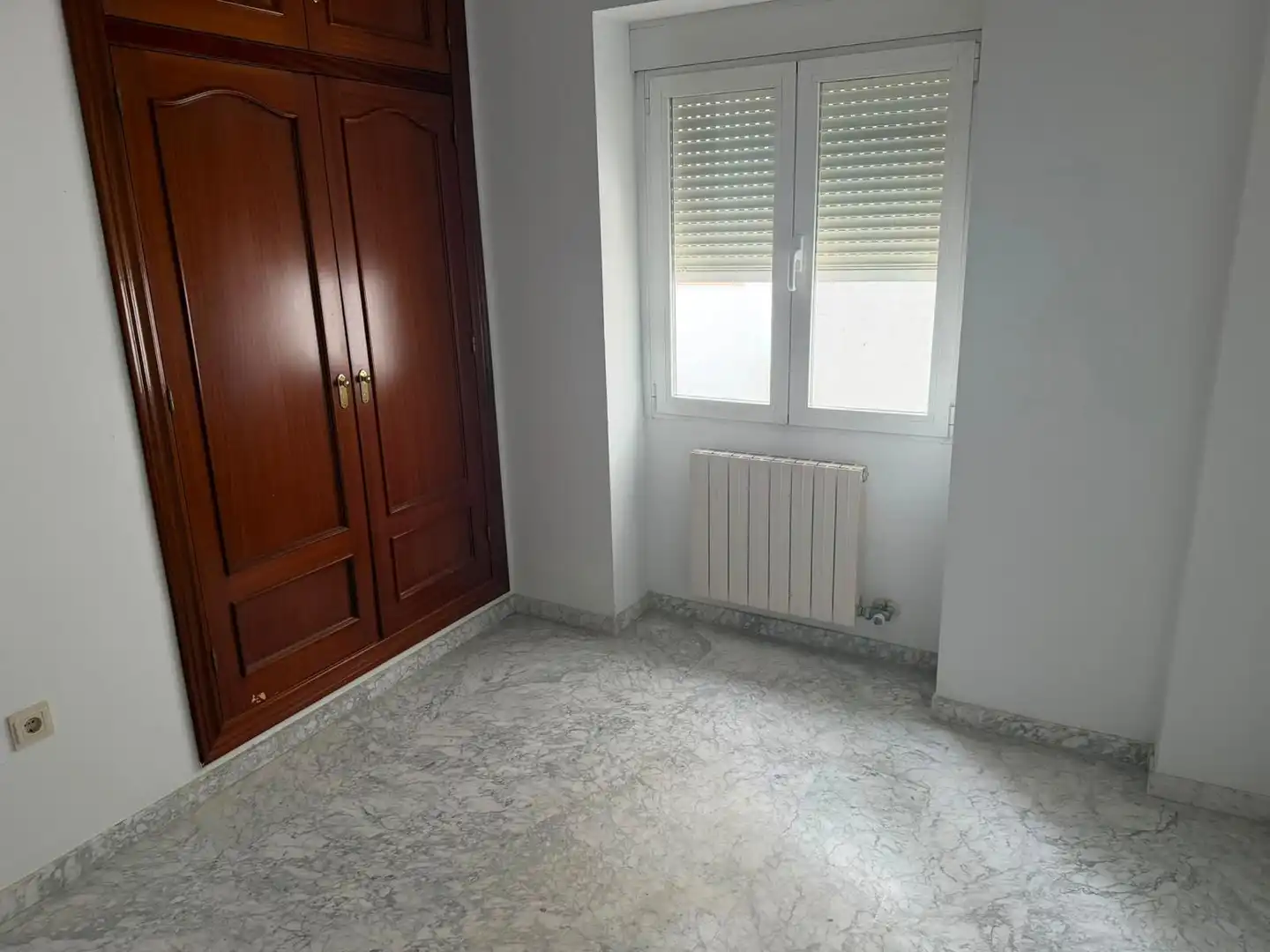 Piso de 130 m² en Granada