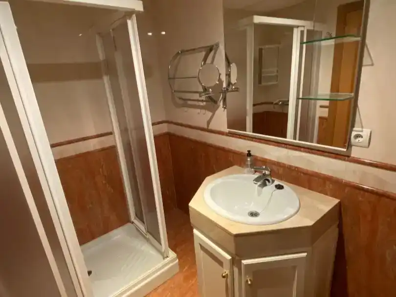 Piso de 95 m² en Granada