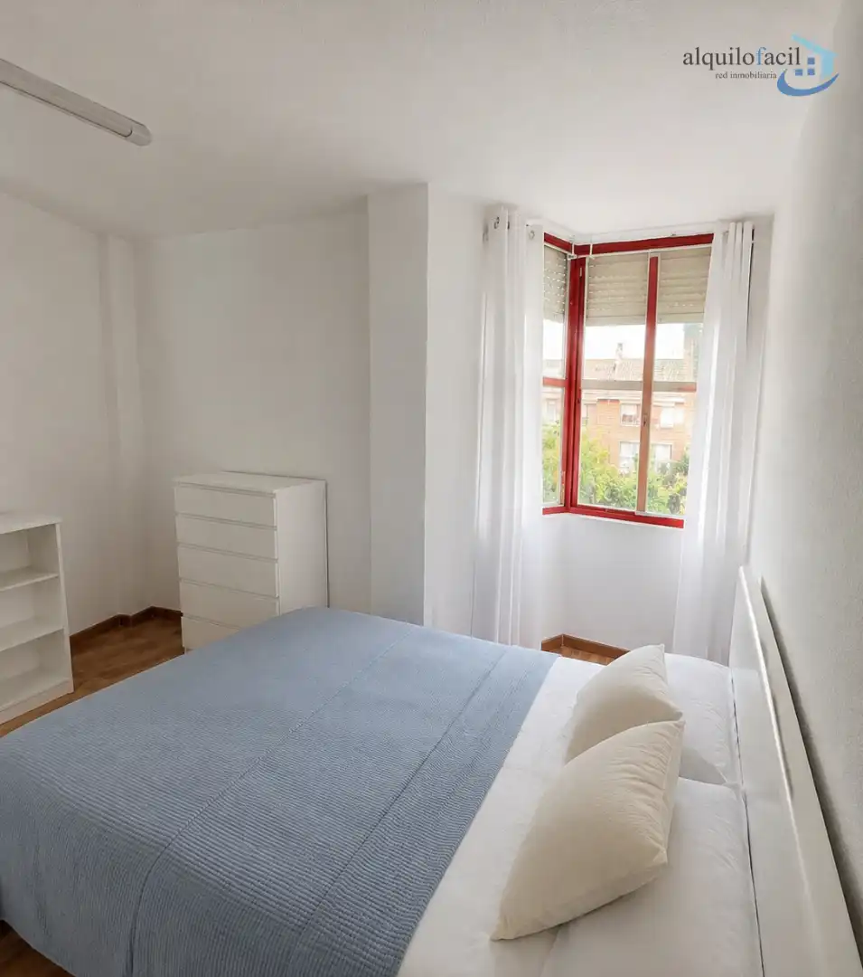 Habitación 84 m², Murcia