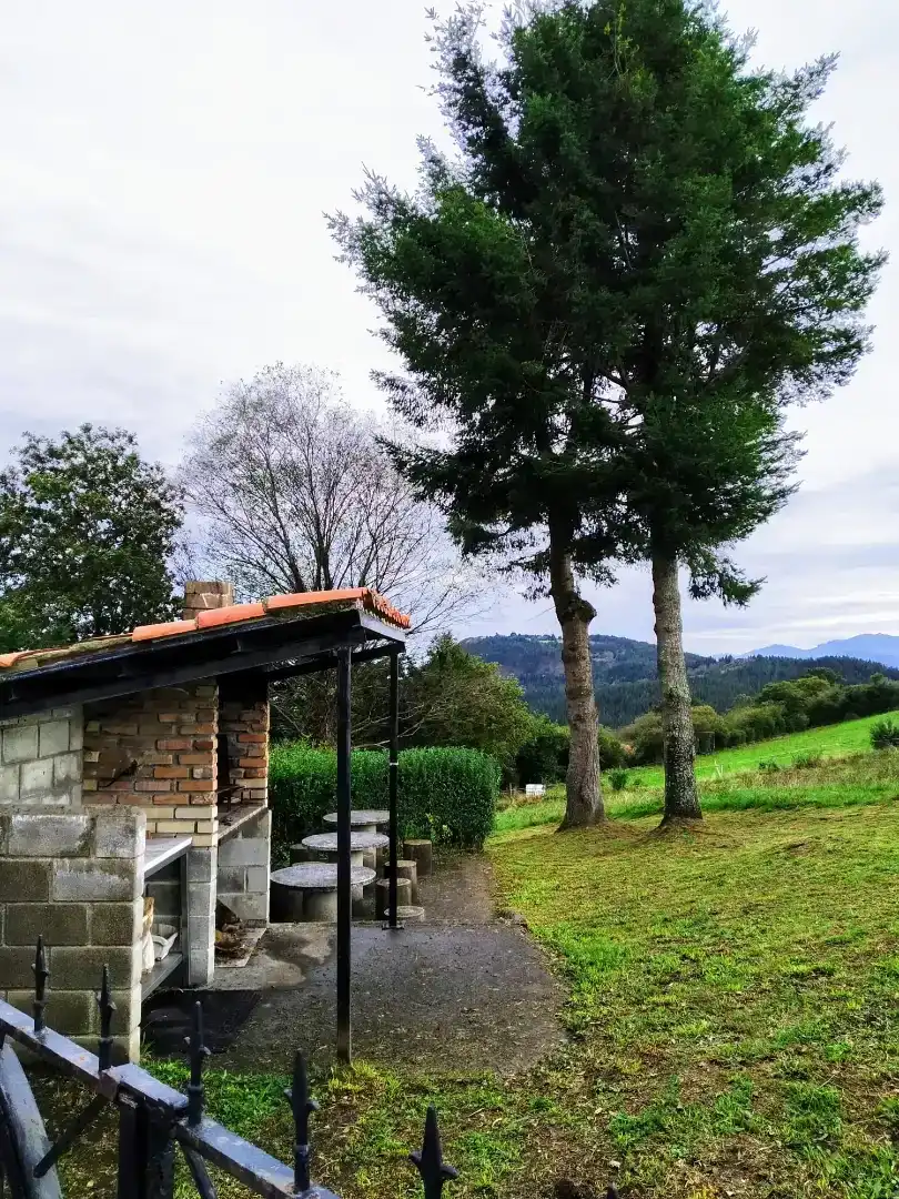 Casa de 100 m² en Salas