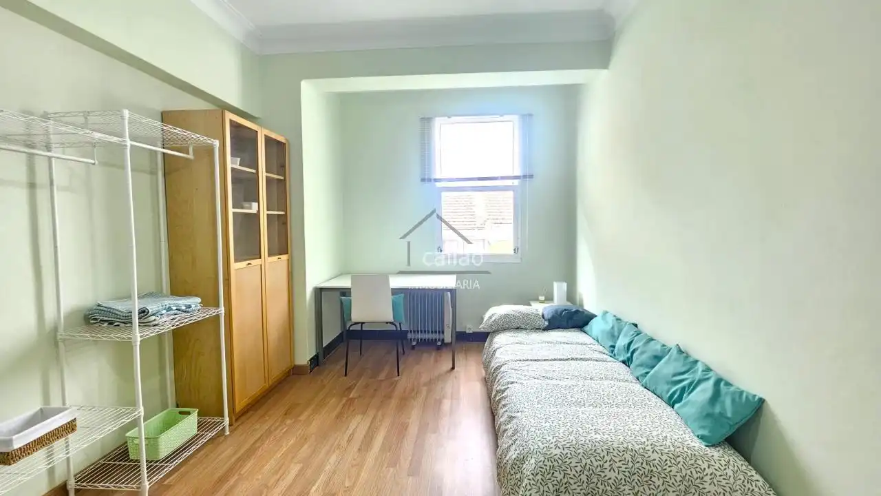 Habitación 99 m², Ferrol