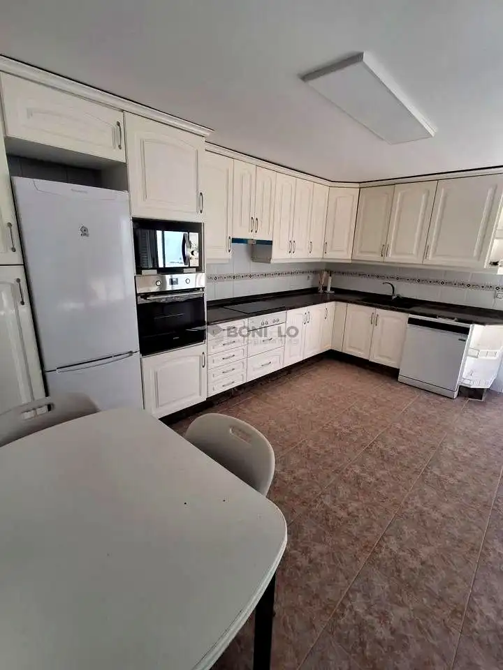 Piso de 166 m² en Teruel