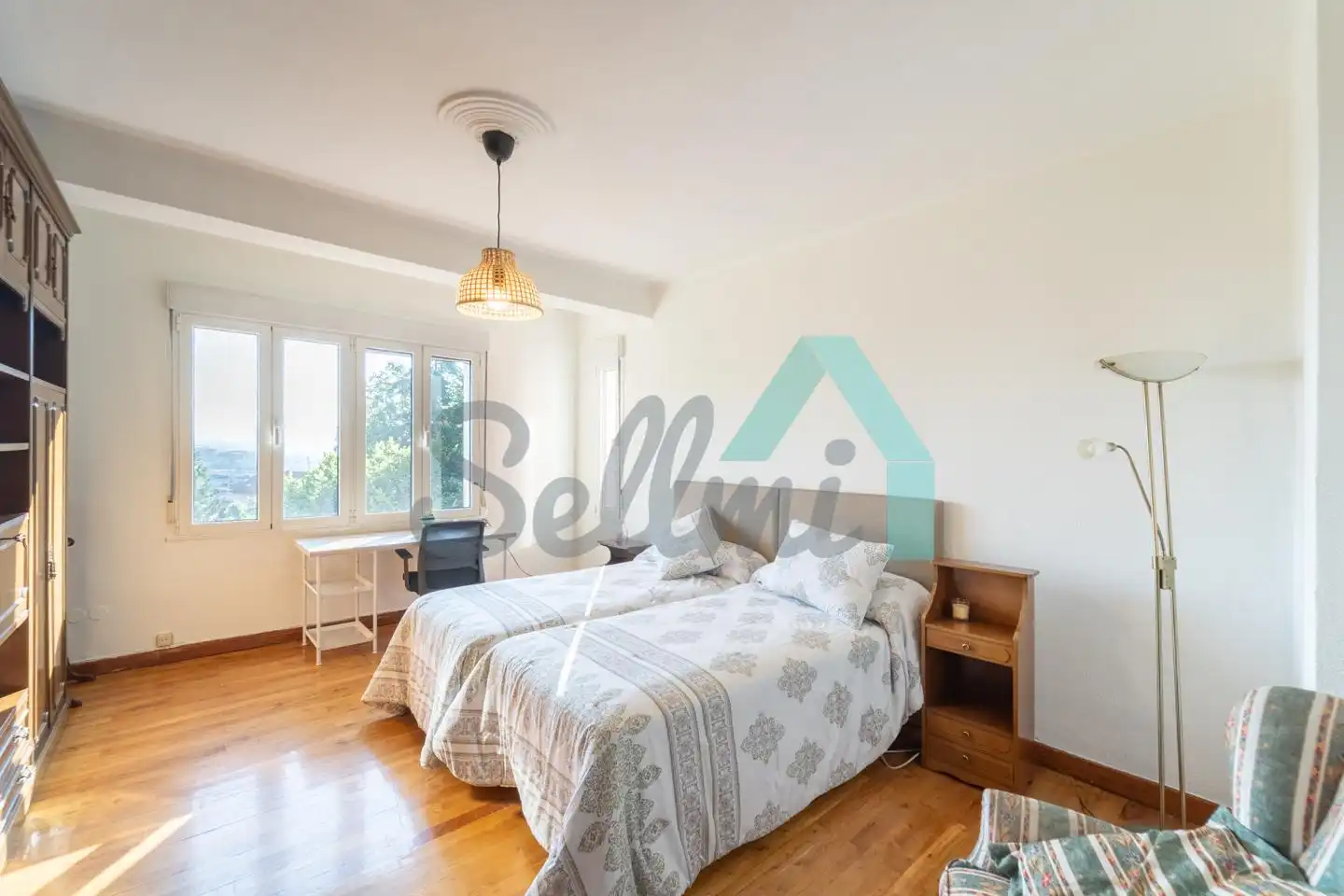 Piso de 212 m² en Oviedo
