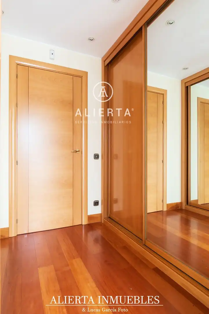 Piso de 800 m² en Zaragoza