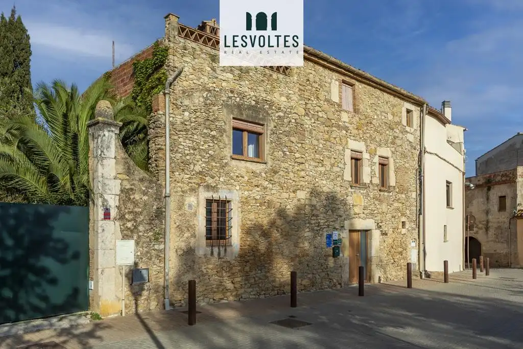 Casa de 264 m² en Forallac