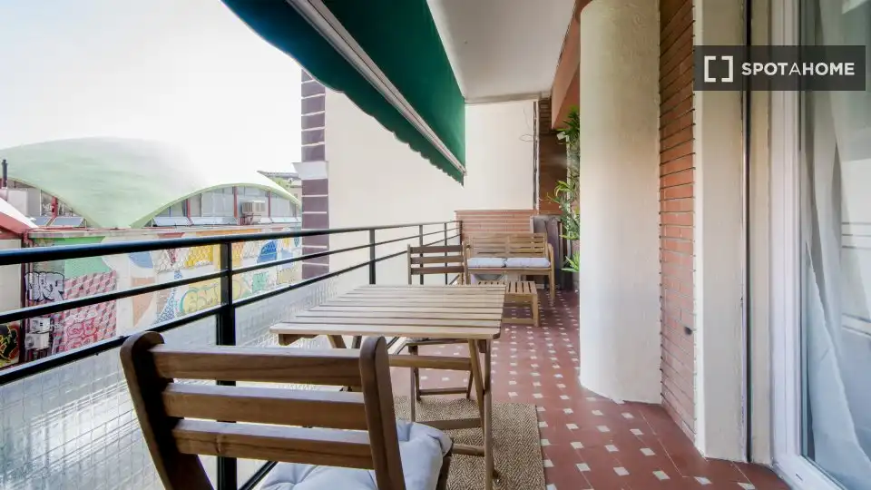 Room for rent, Madrid