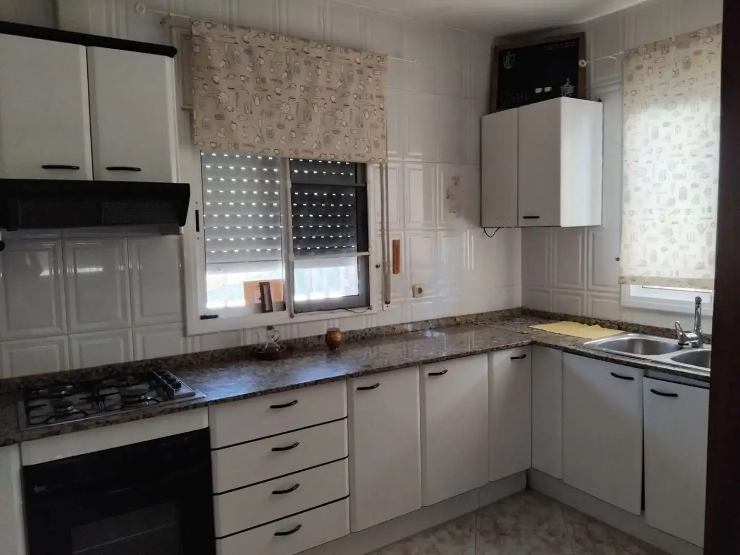 Habitació de lloguer, Olivella