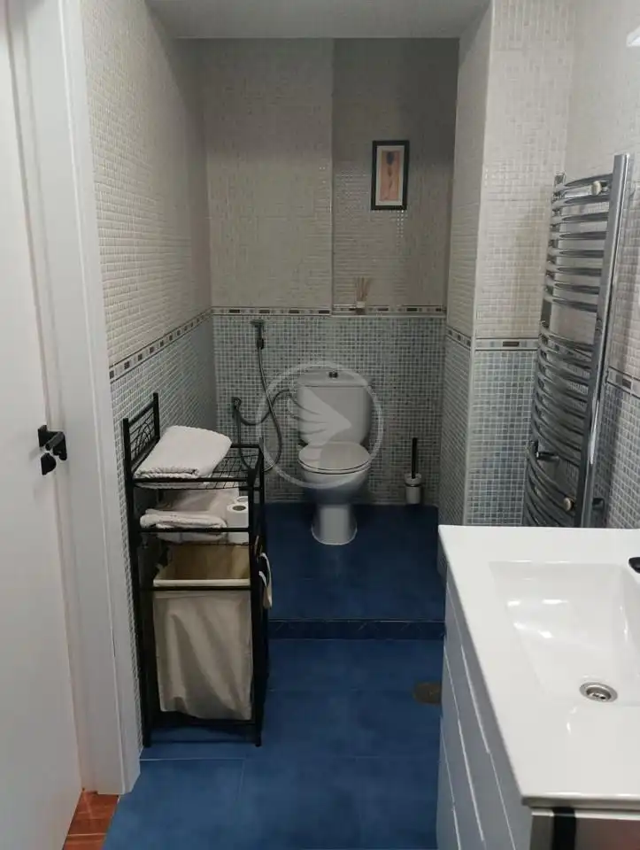 Piso de 100 m² en Linares