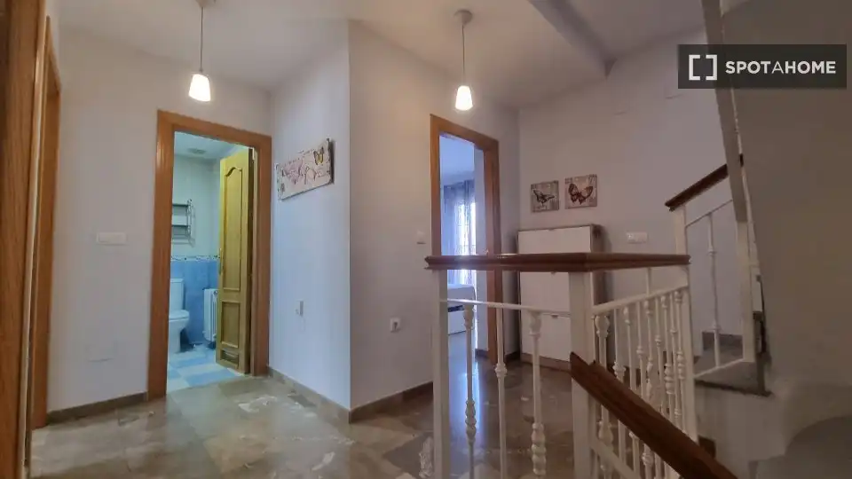 Habitación 207 m², Armilla