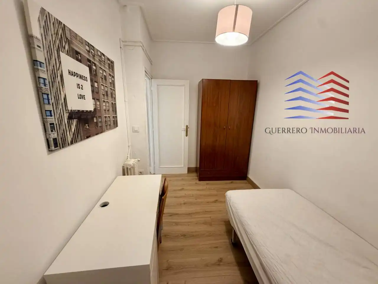 Piso de 90 m² en Ourense