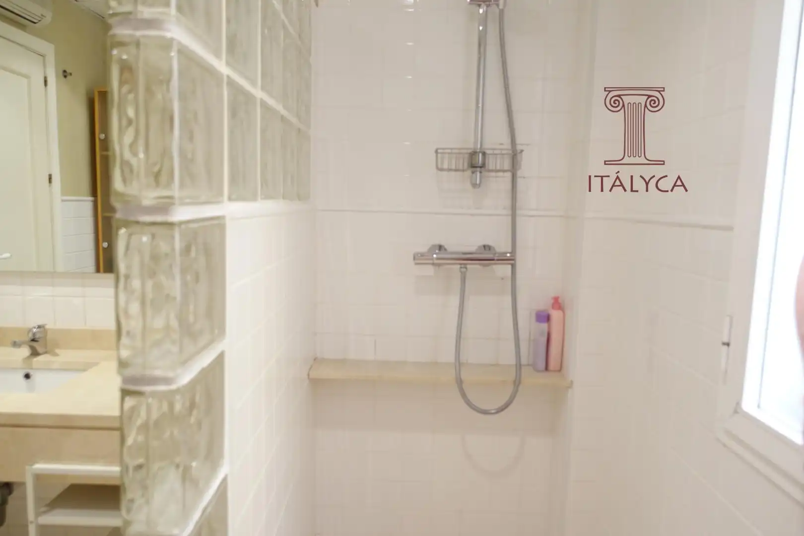 Wohnung 65 m² in Sevilla