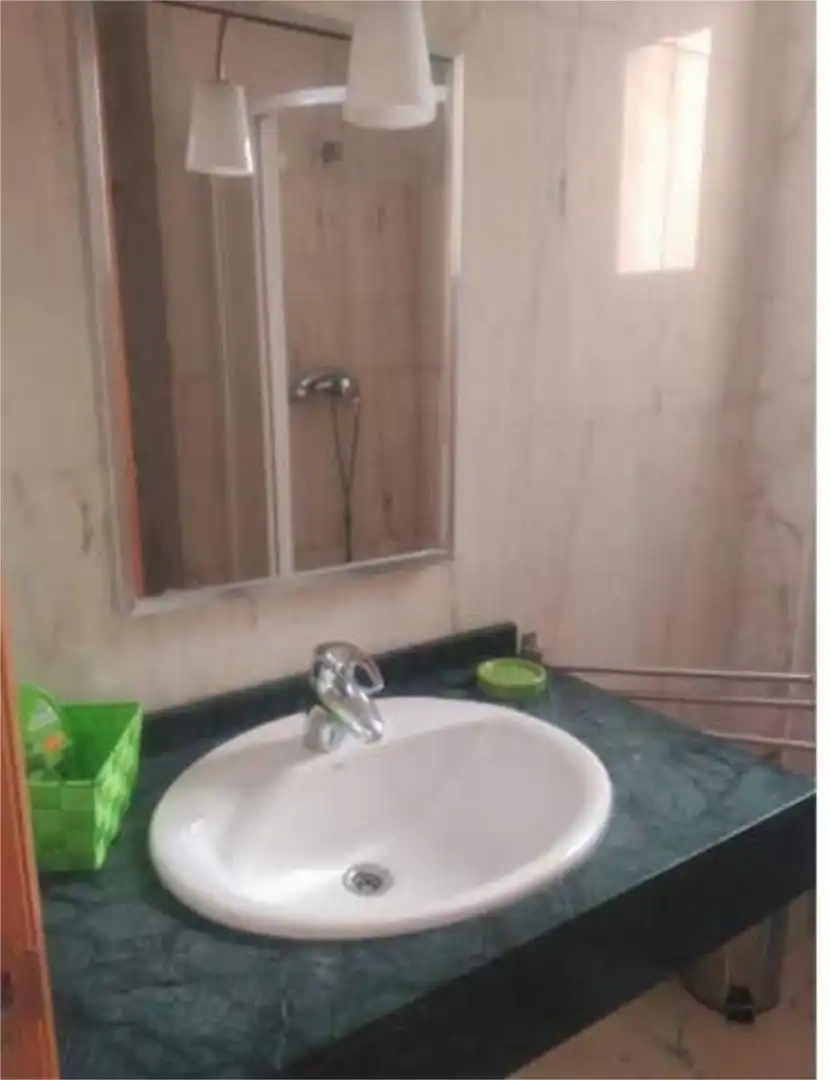 Piso de 80 m² en Granada