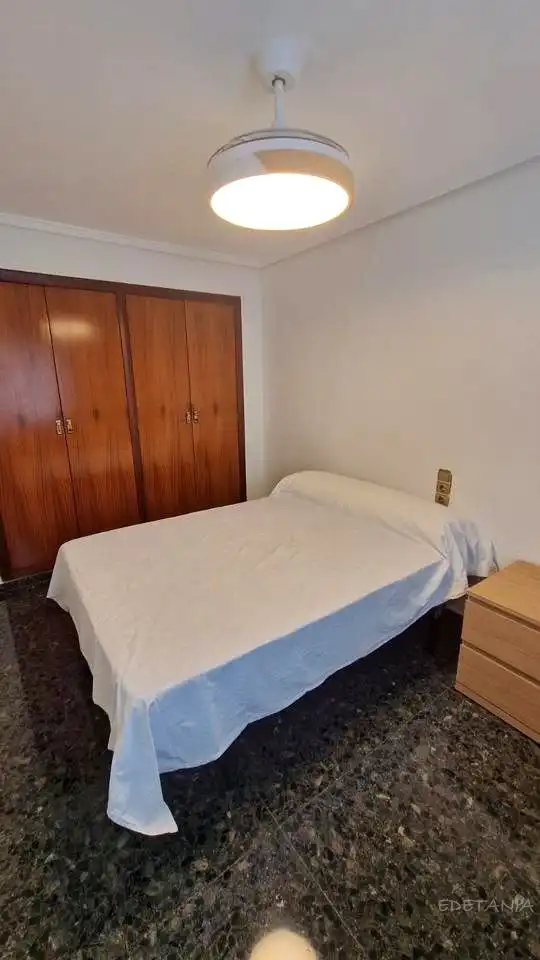 Habitación en alquiler, Moncada