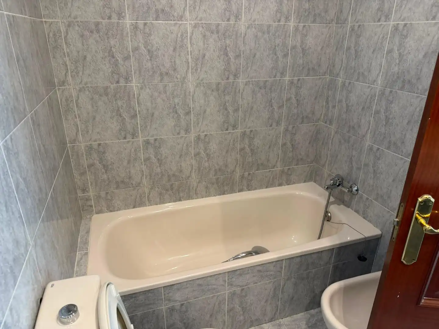 Piso de 130 m² en Granada
