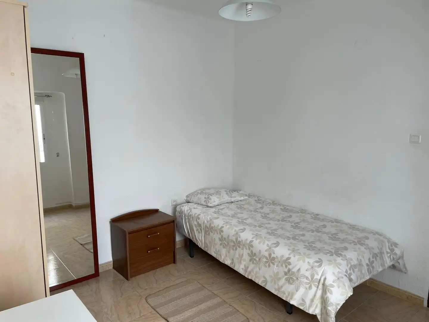 Pis de 80 m² a Còrdova