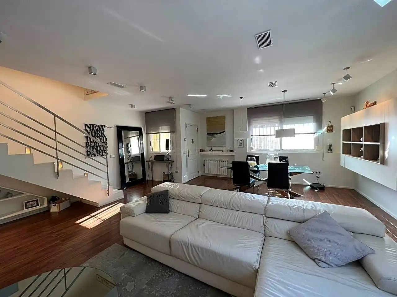 Habitación 225 m², Valencia