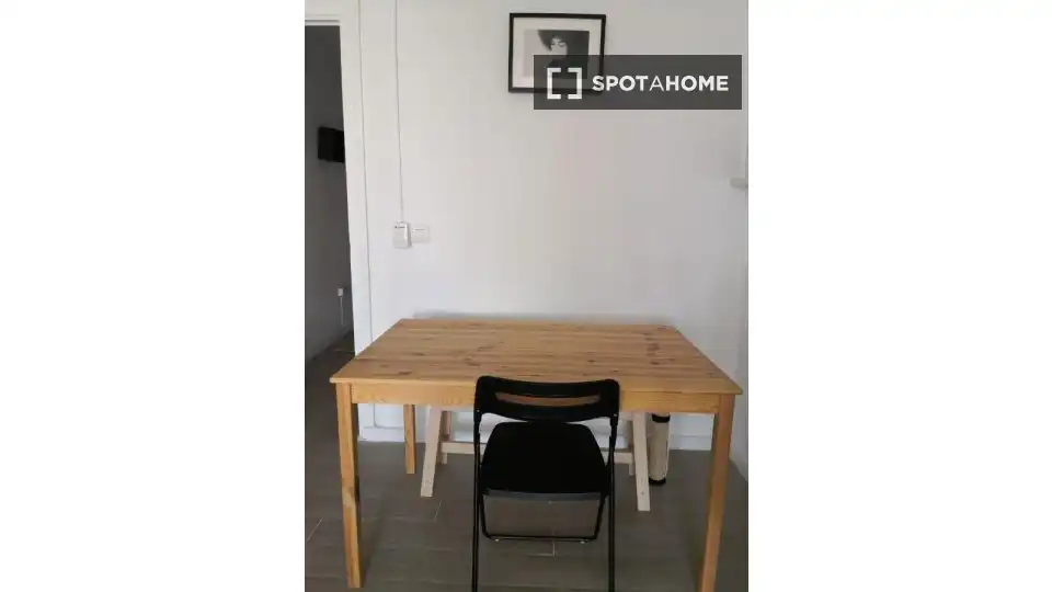 Habitación 92 m², Málaga