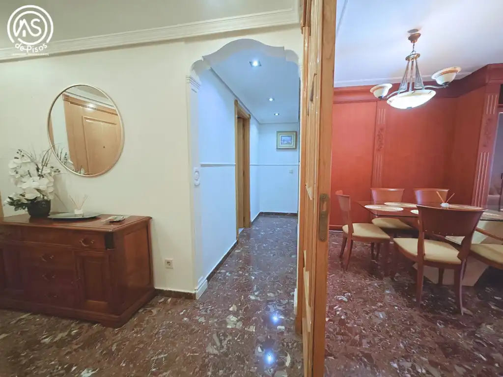 Piso de 165 m² en Zaragoza
