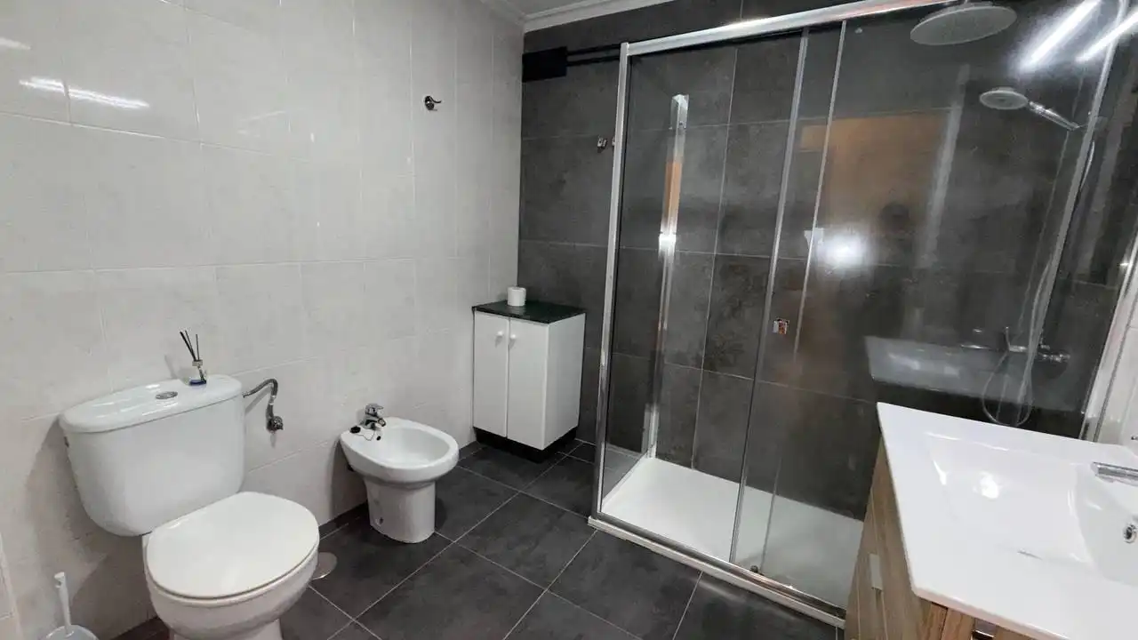 Piso de 95 m² en Ourense