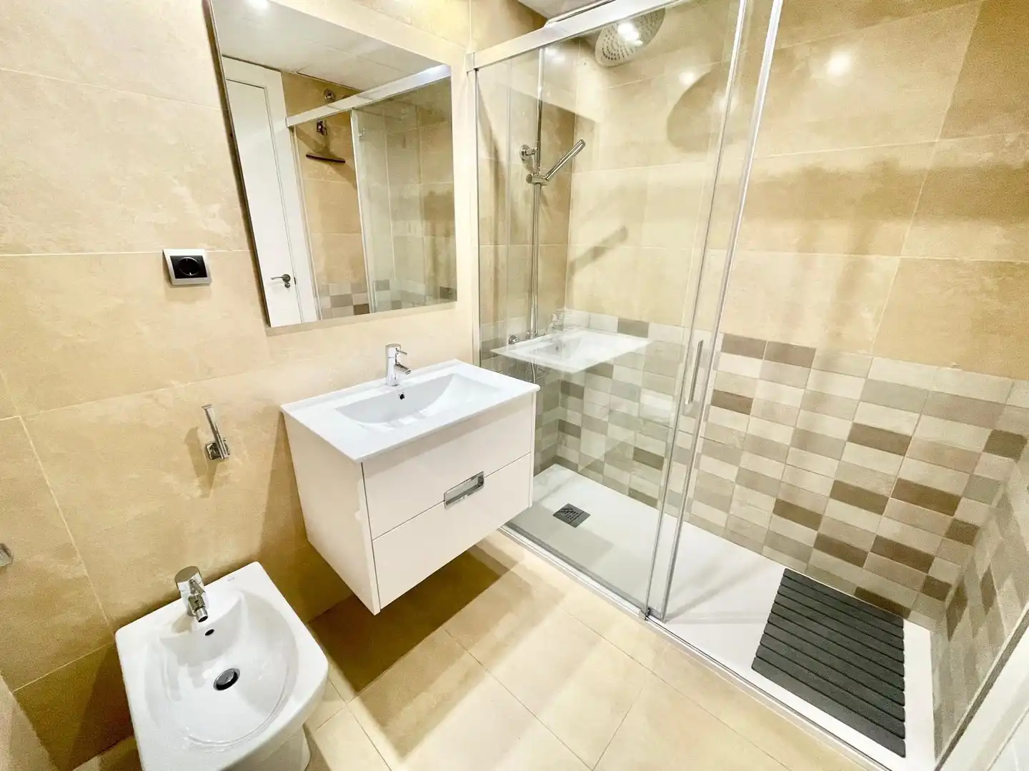 Piso de 75 m² en Los Alcázares