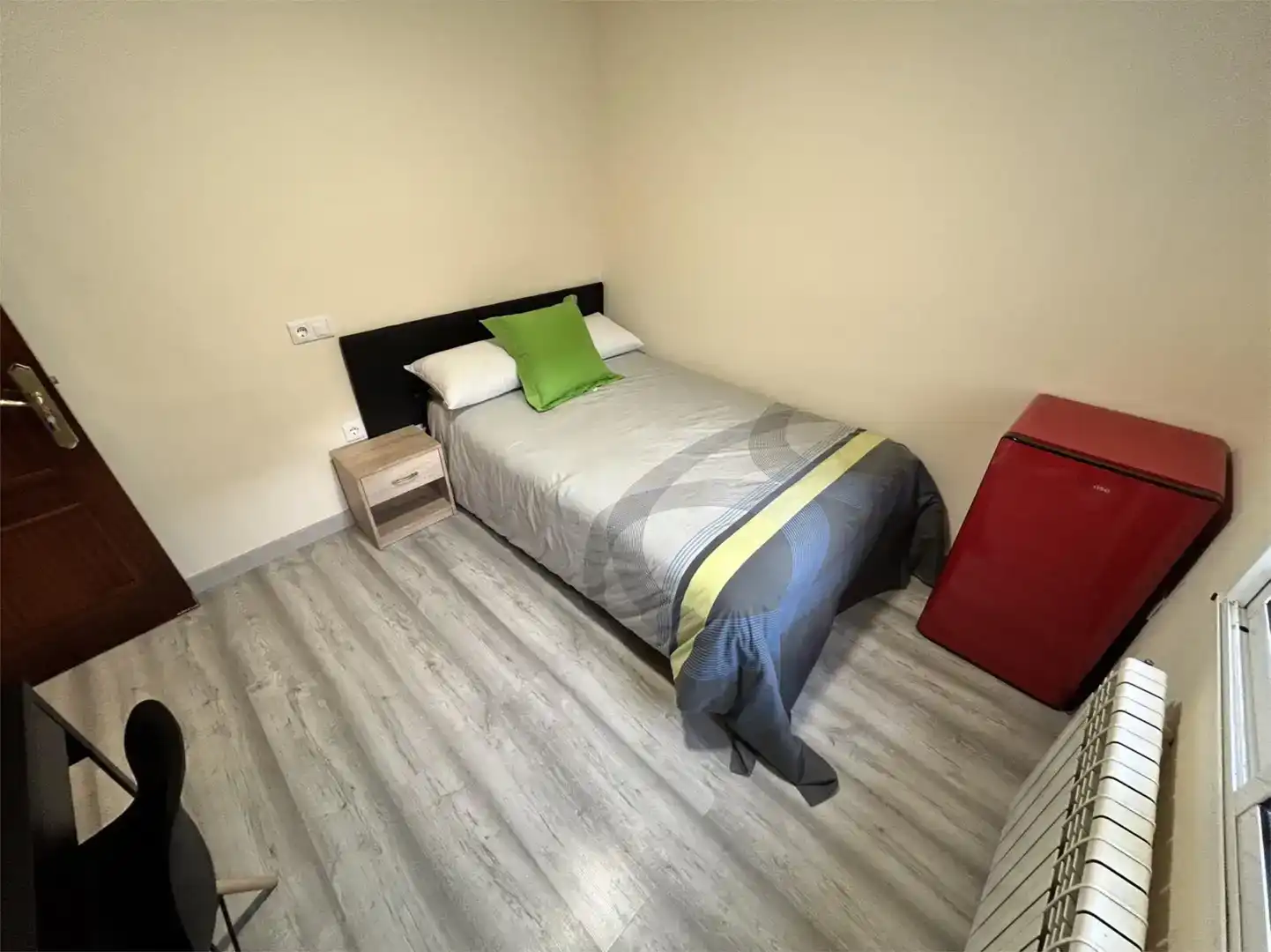 Habitación 76 m², Avilés