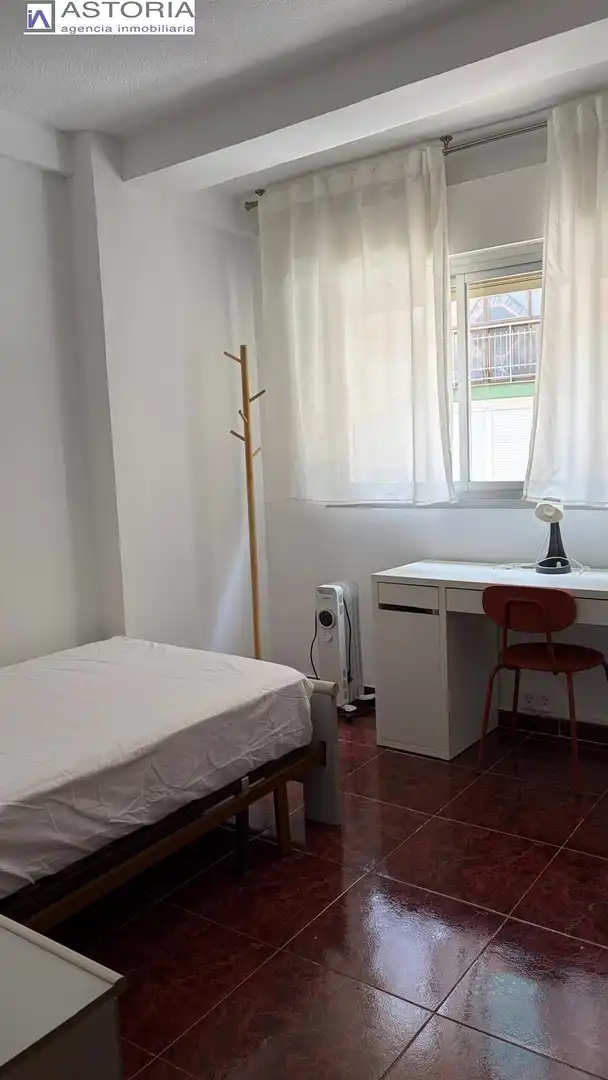 Piso de 100 m² en Granada