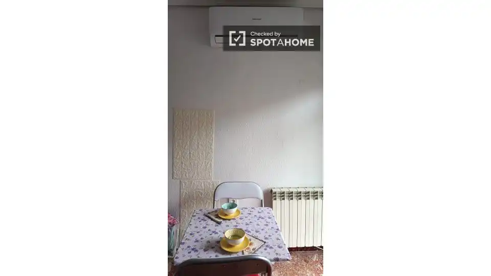 Habitación 180 m², Madrid