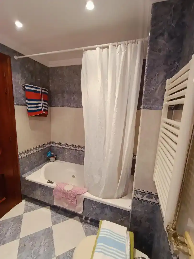 Habitación 70 m², Burgos
