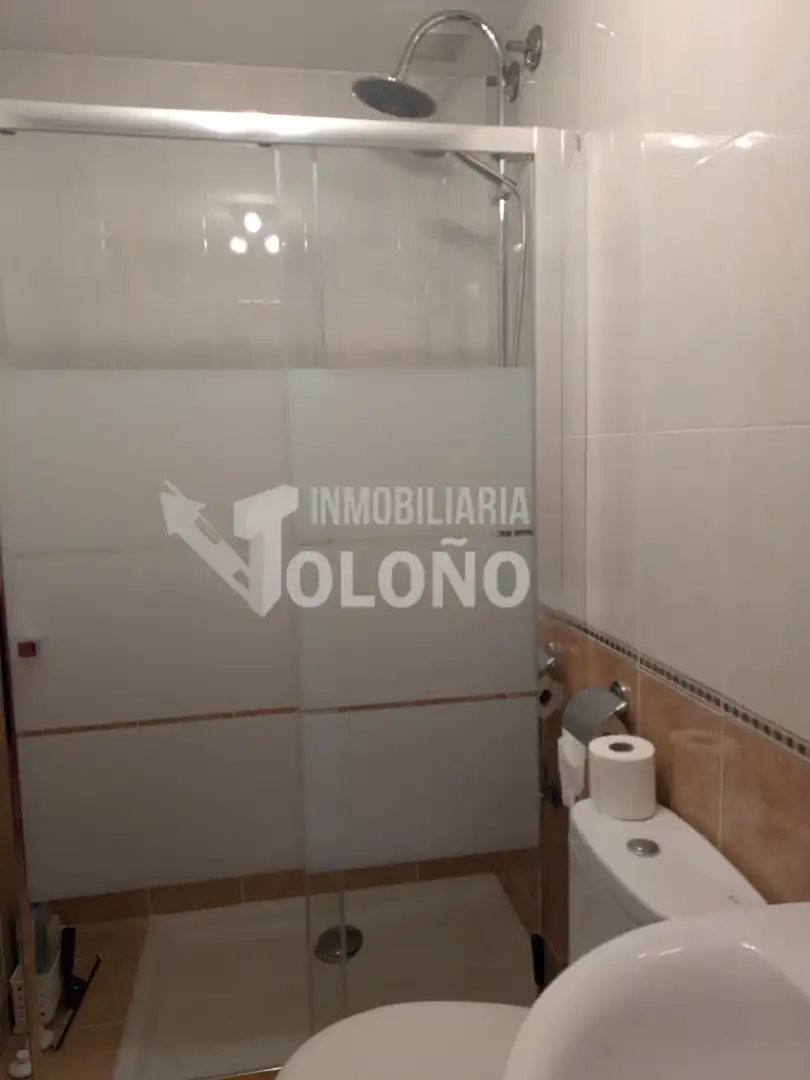 Piso de 140 m² en Anguciana