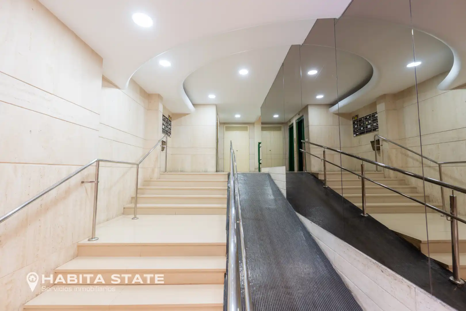 Piso de 130 m² en Almería