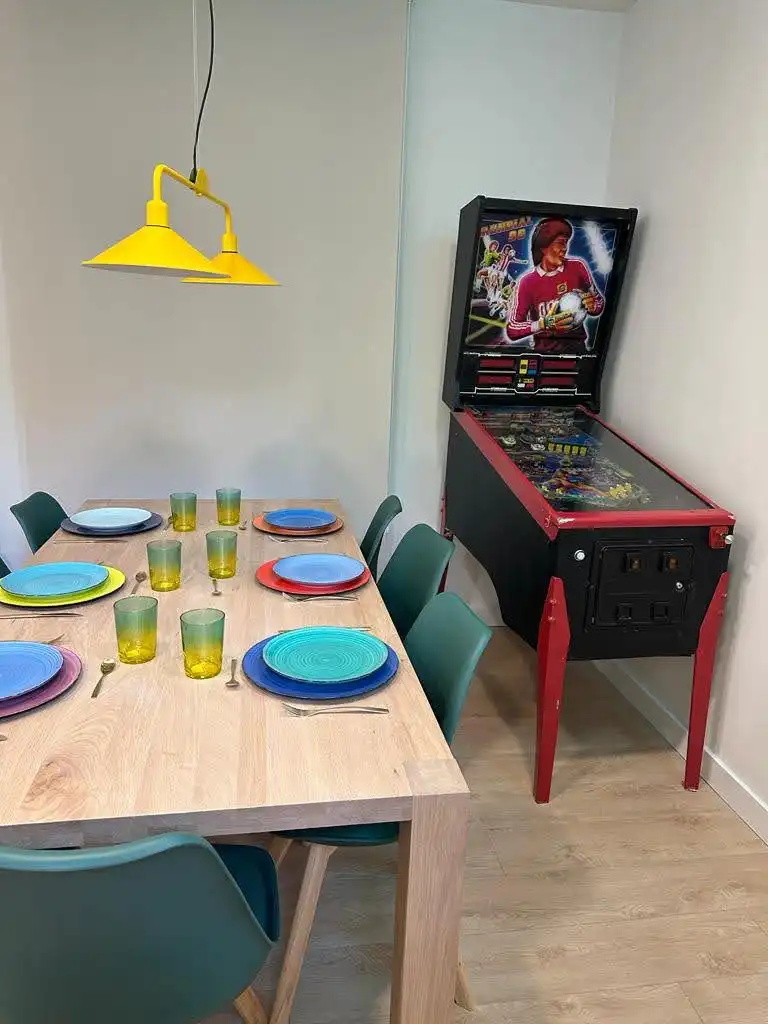 Habitación 200 m², Lérida